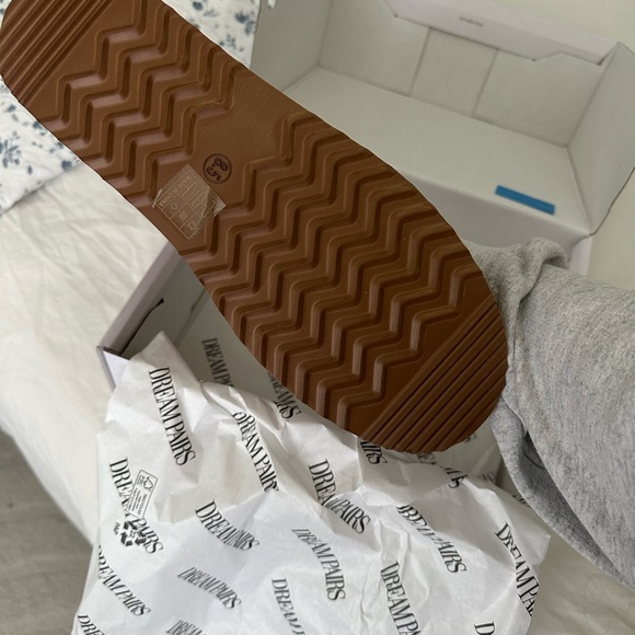 Chestnut booties - Picture 4 of 4